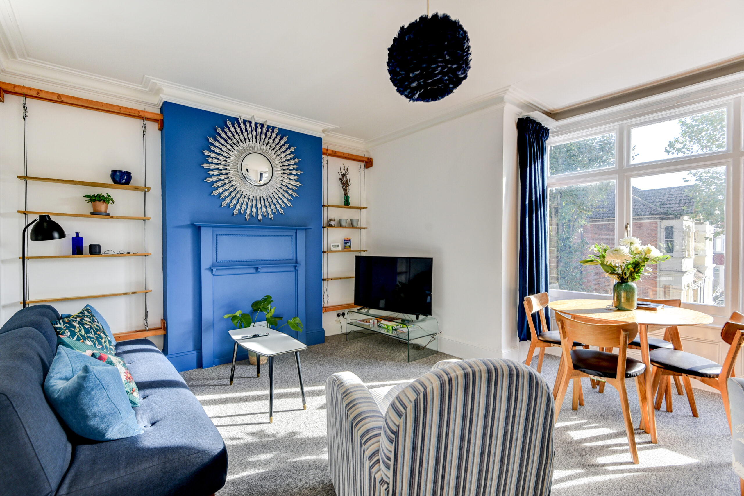Warwick Gardens Apartment photo 1